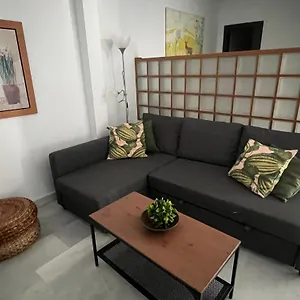 - Jinetes, 13 Apartment